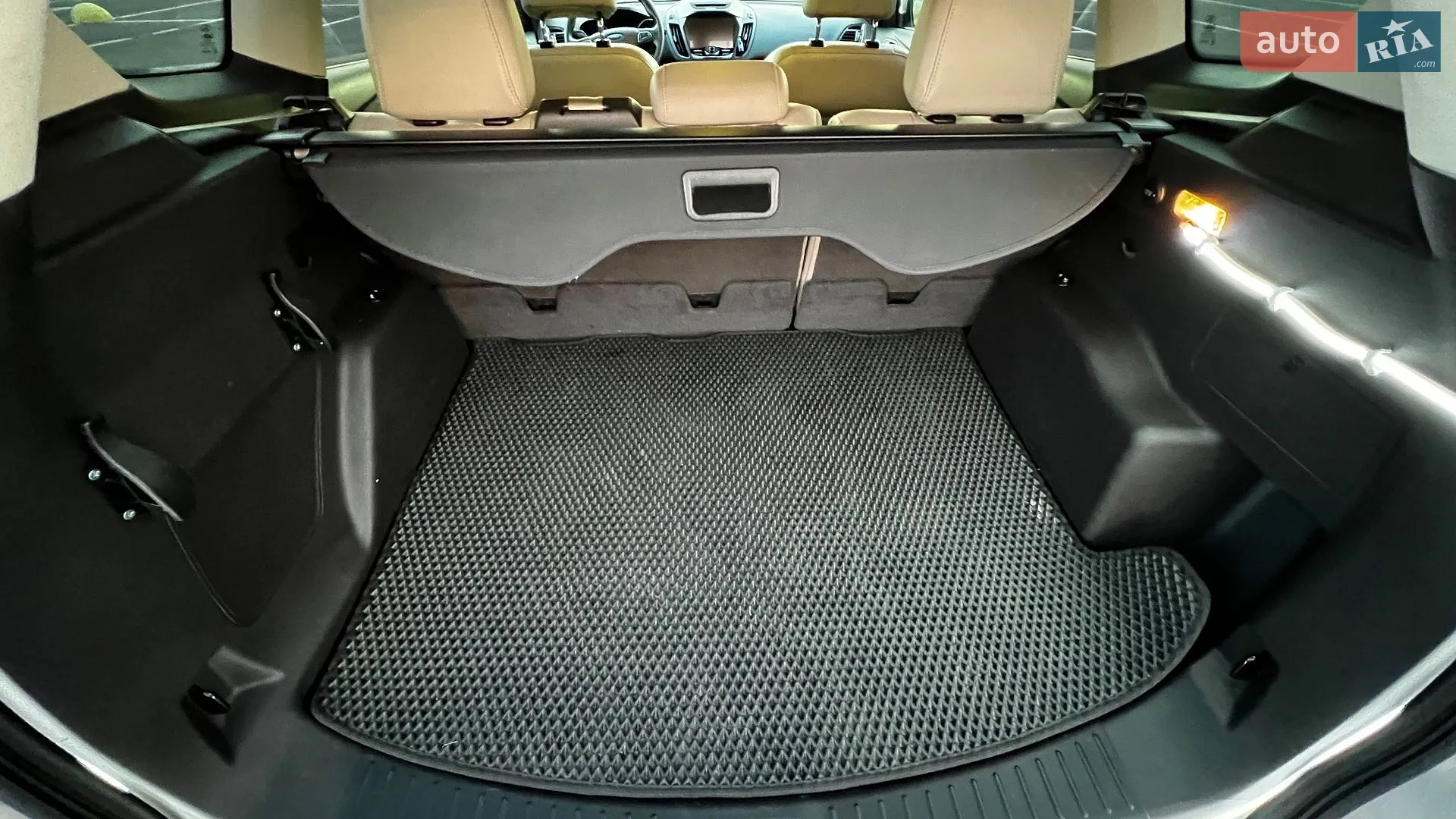 2016 Ford Escape - мініатюра 18