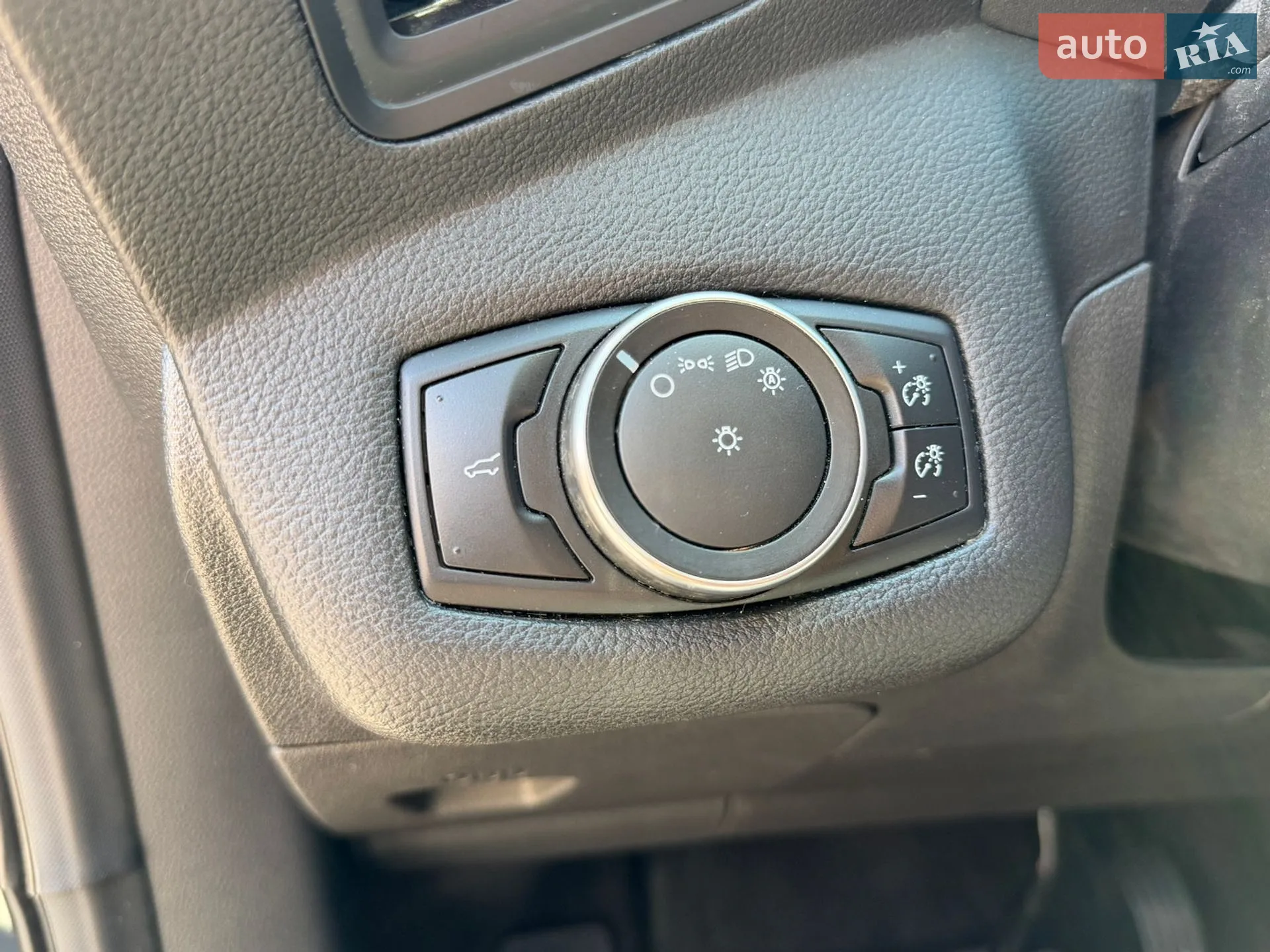 2017 Ford Escape - мініатюра 22