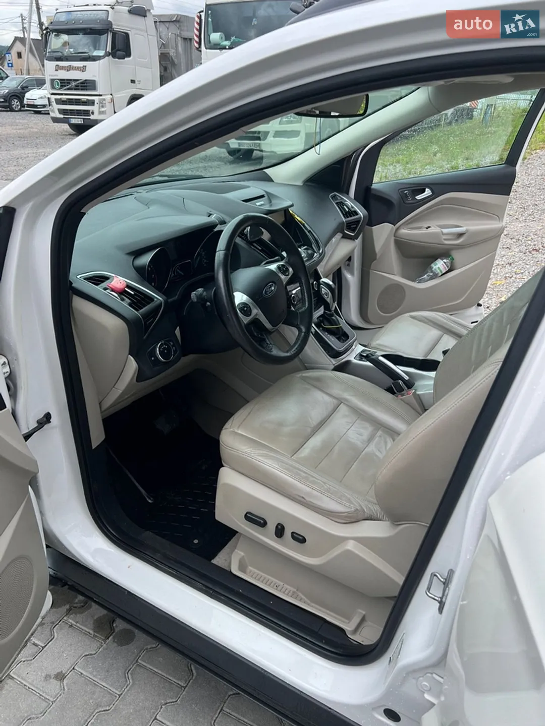 2012 Ford Escape - мініатюра 9