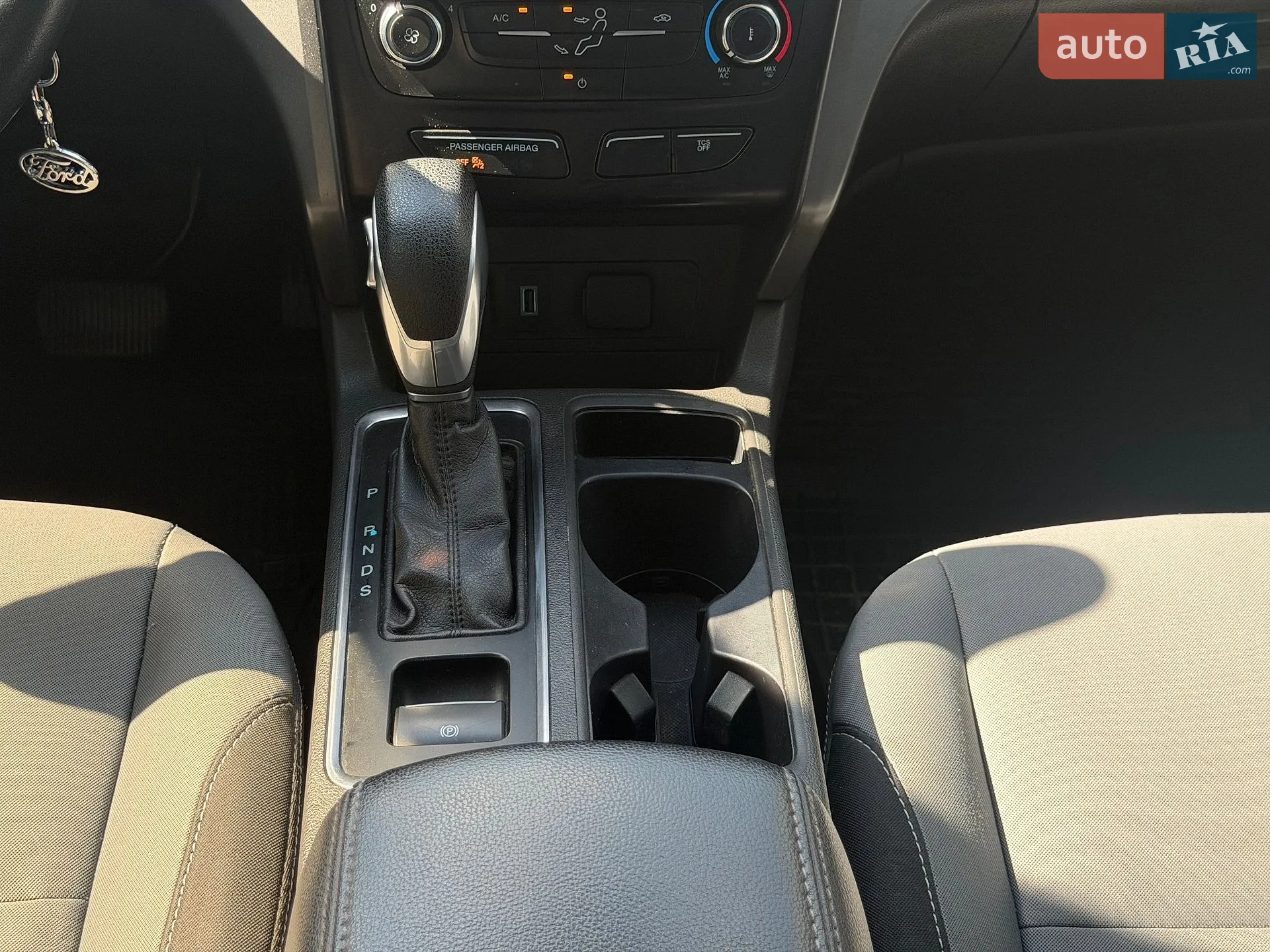2017 Ford Escape - мініатюра 28