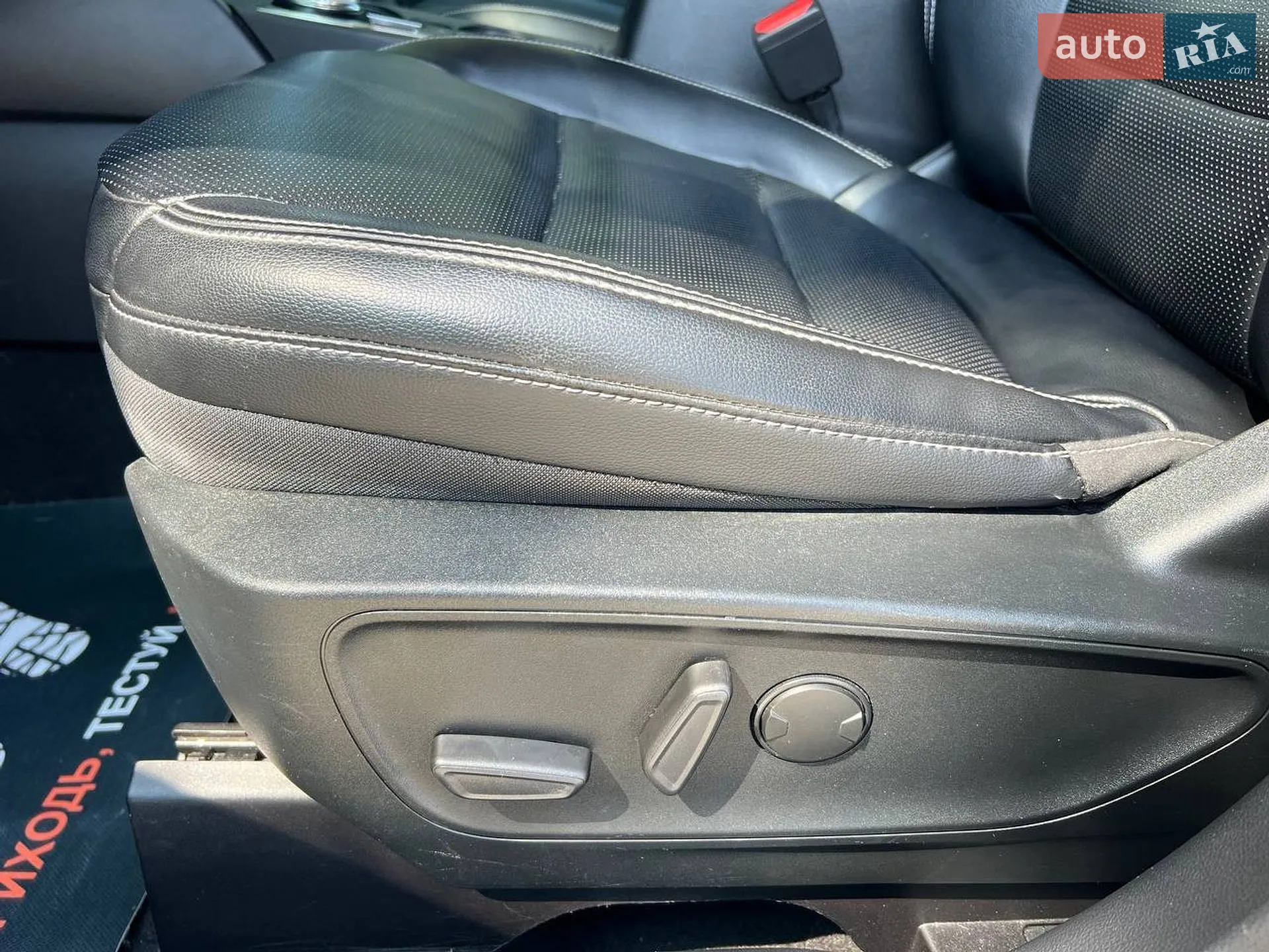 2020 Ford Escape - мініатюра 18