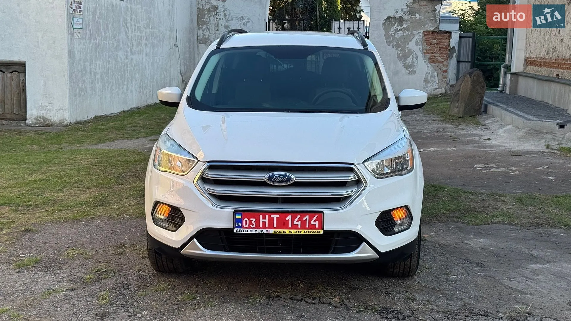 2017 Ford Escape - мініатюра 2