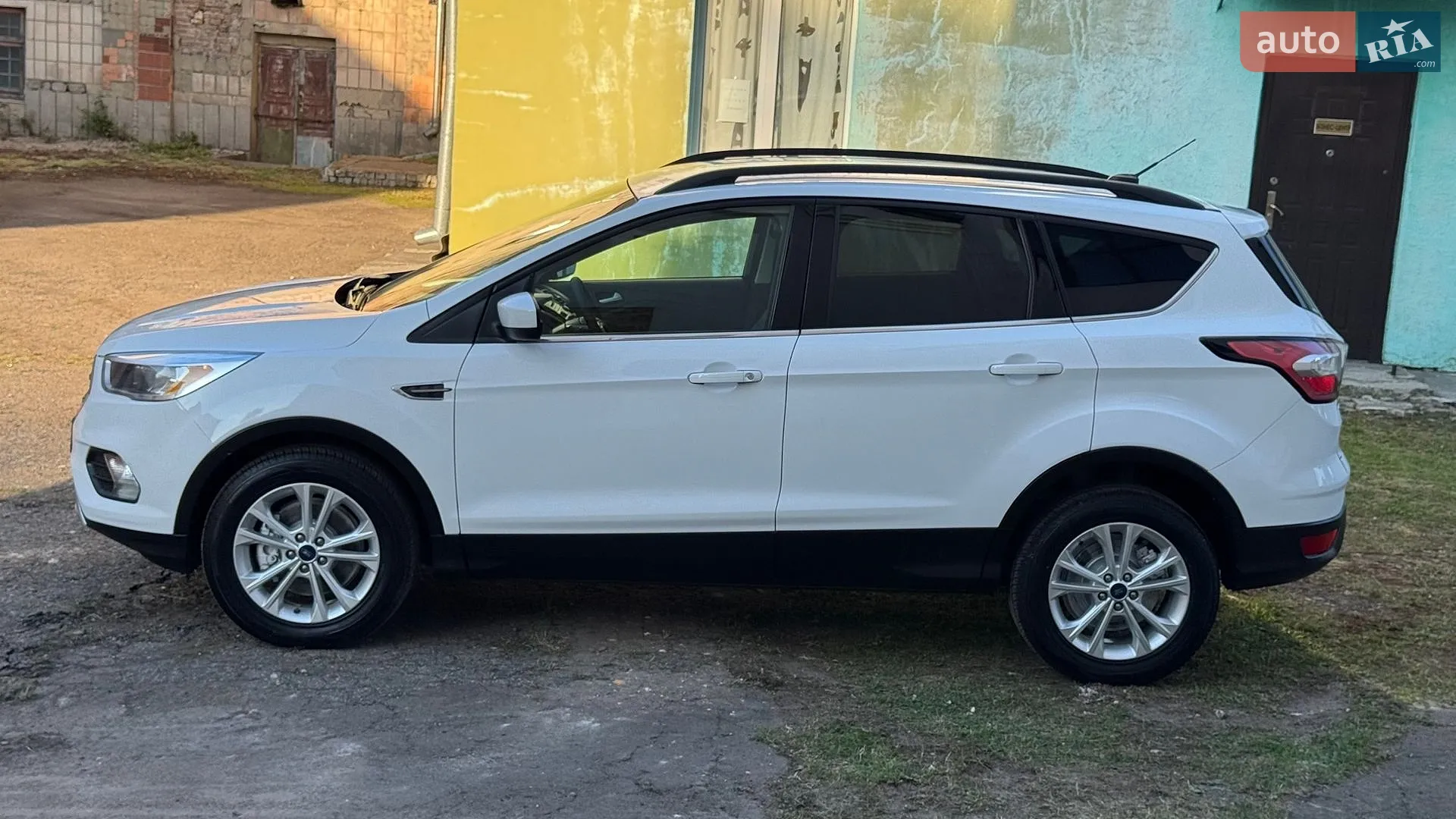 2017 Ford Escape - мініатюра 8