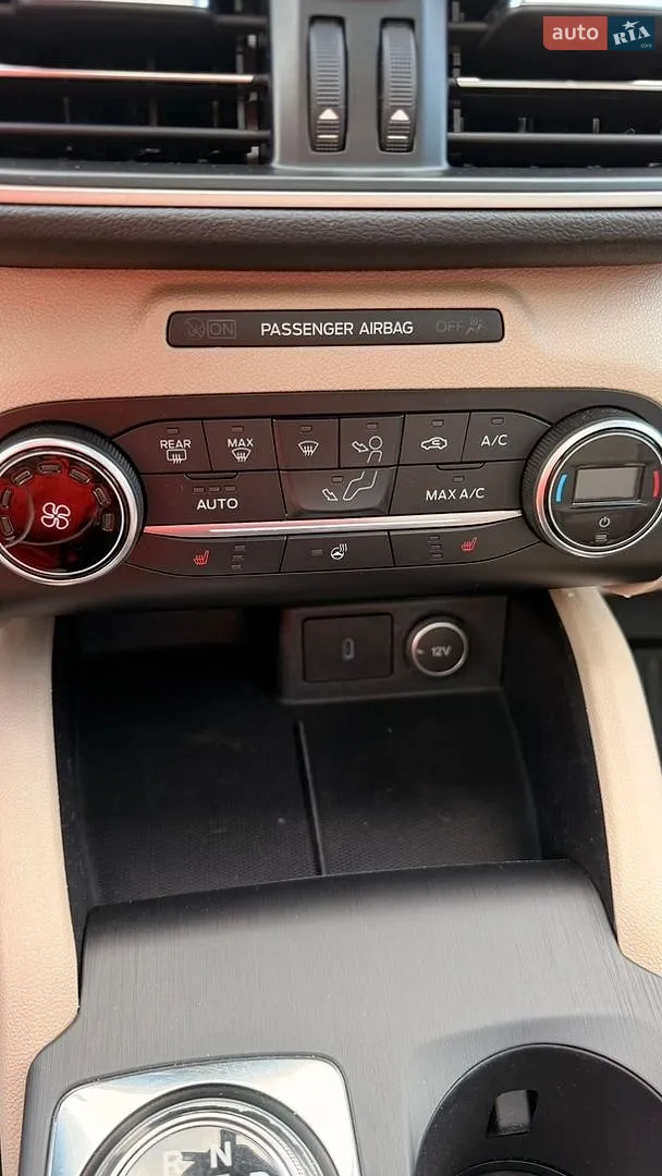 2019 Ford Escape - мініатюра 12