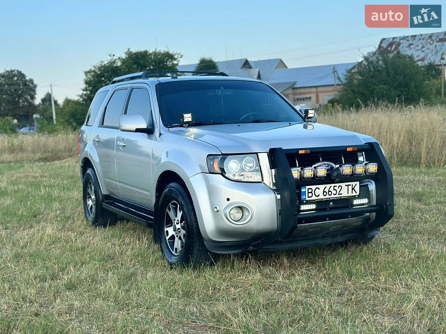 2010 Ford Escape - мініатюра 9