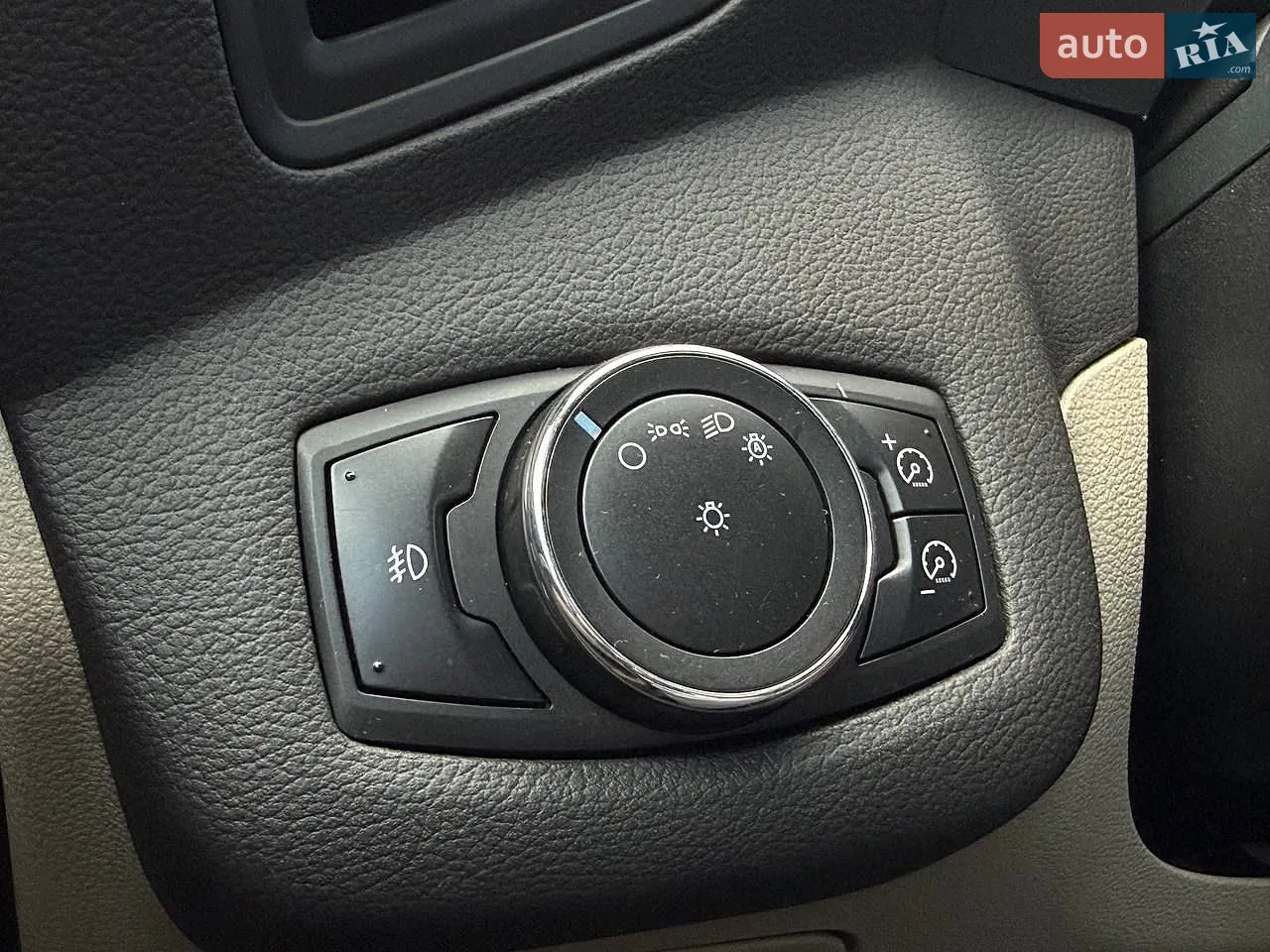 2012 Ford Escape - мініатюра 18