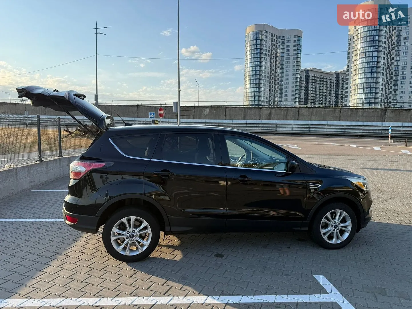 2016 Ford Escape - мініатюра 4
