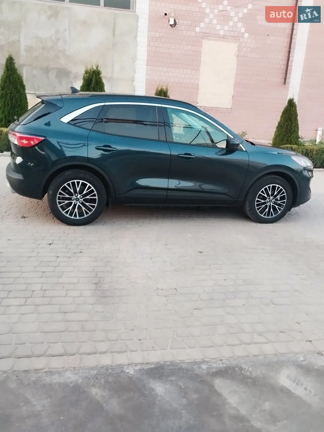 2022 Ford Escape - фото 1