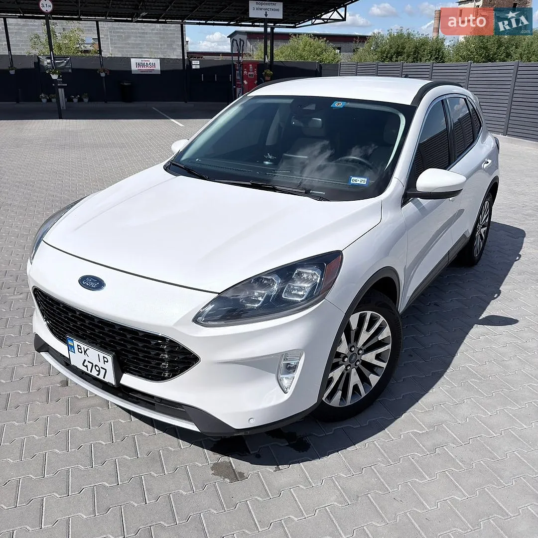 2022 Ford Escape - фото 1