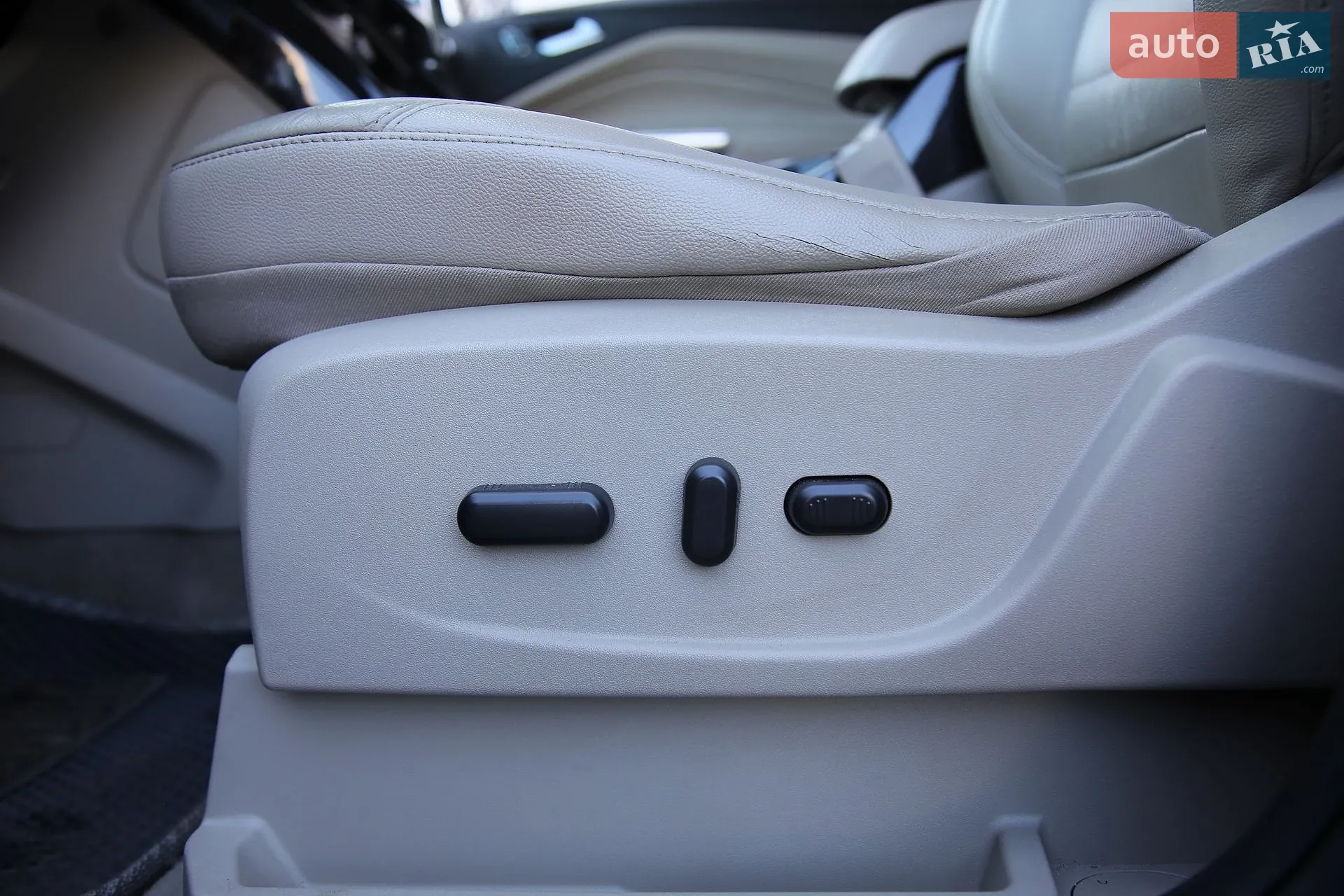 2015 Ford Escape - мініатюра 16