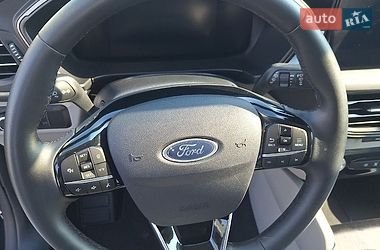 Внедорожник / Кроссовер Ford Escape 2024 в Киеве