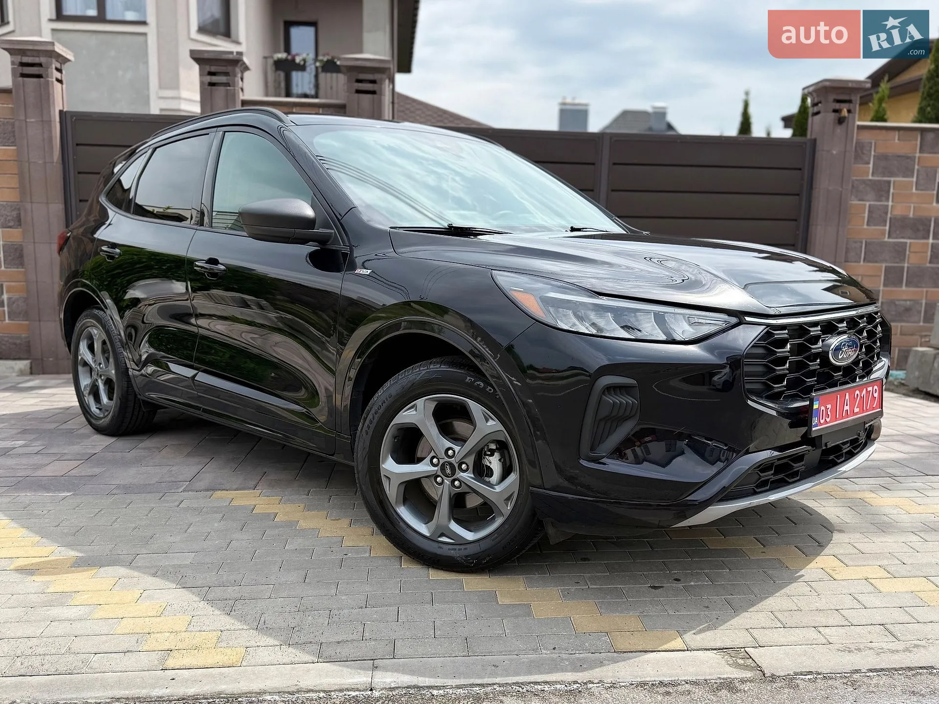 2023 Ford Escape - фото 1