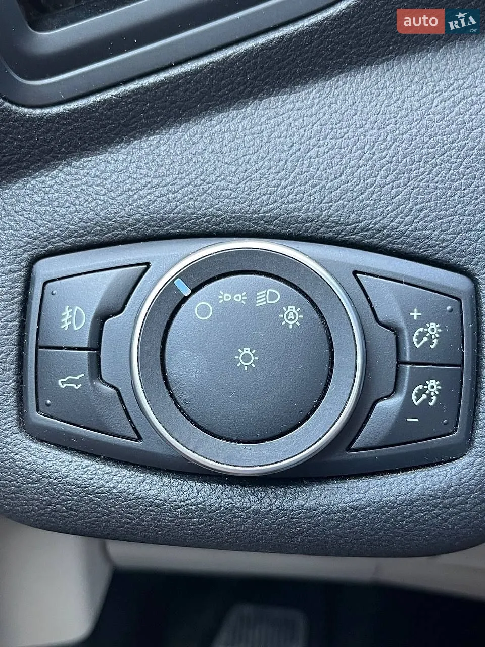 2017 Ford Escape - мініатюра 24