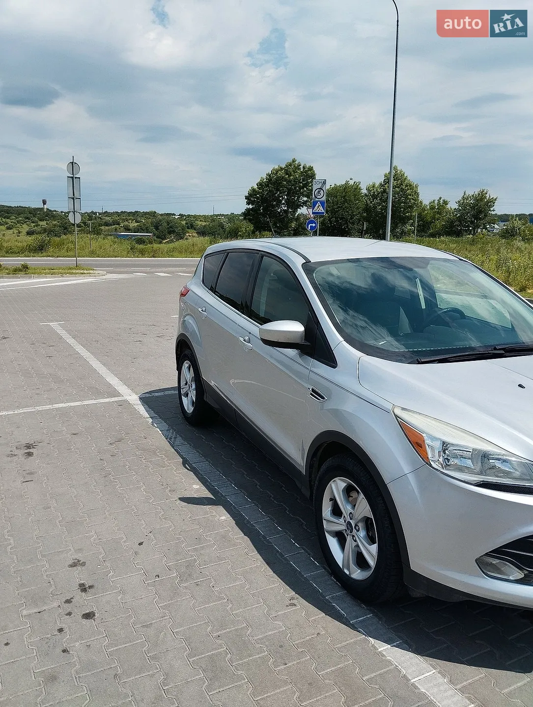 2014 Ford Escape - мініатюра 2