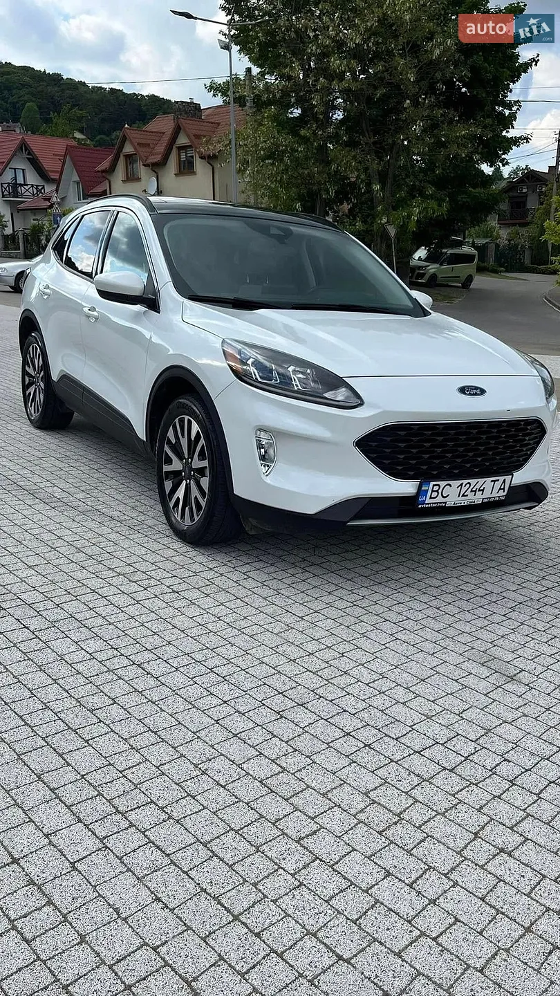 2020 Ford Escape - фото 1