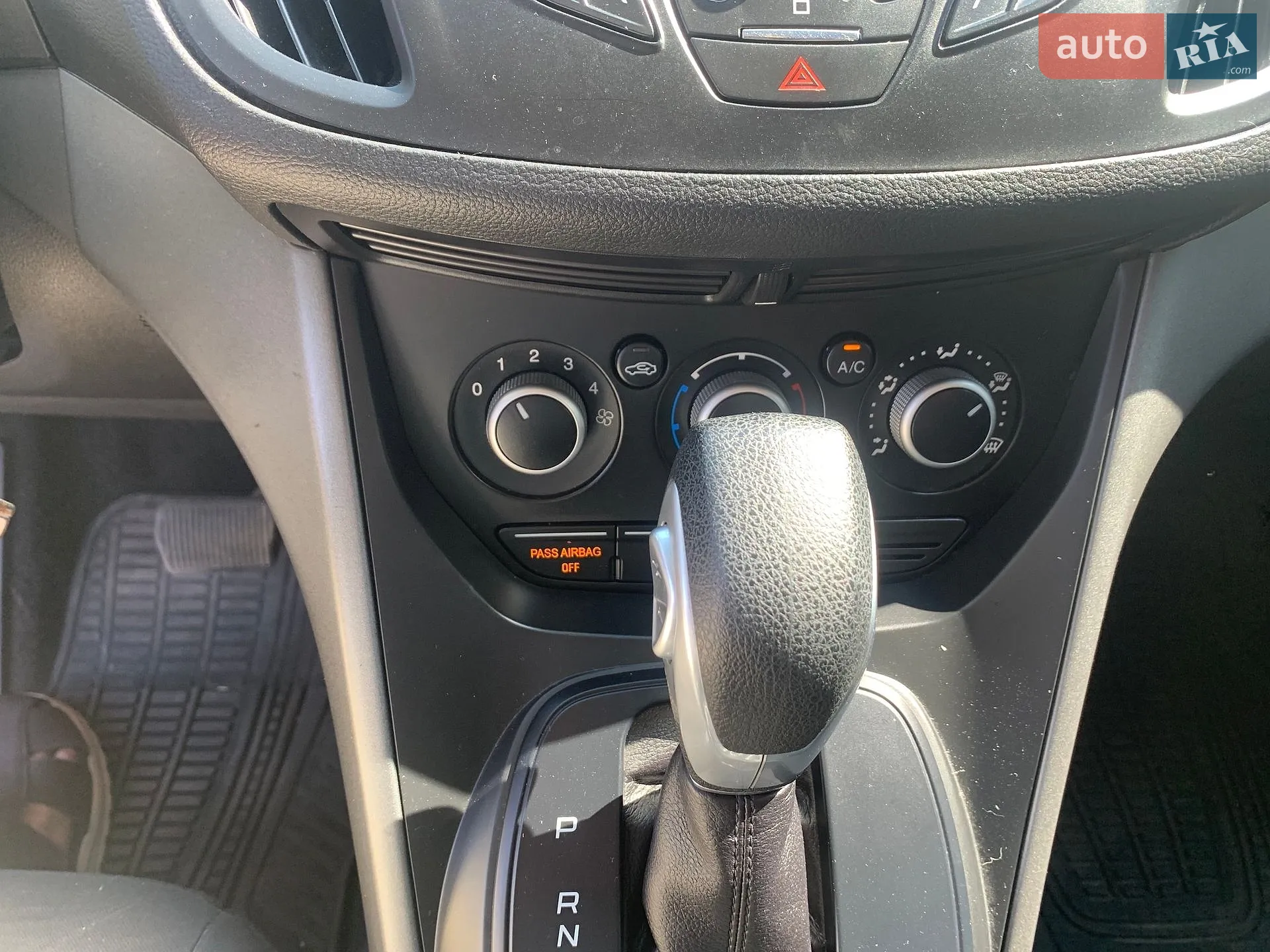 2015 Ford Escape - мініатюра 14