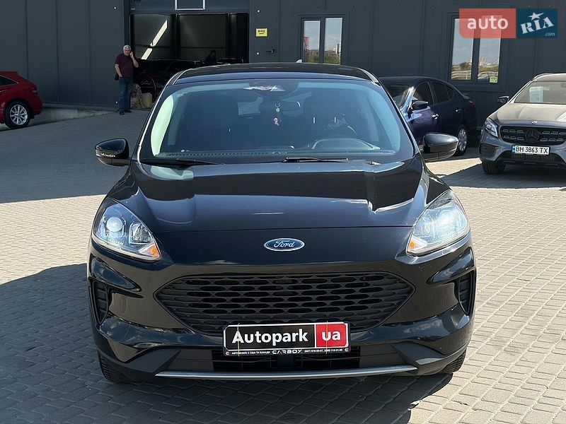 Позашляховик / Кросовер Ford Escape 2021 в Львові