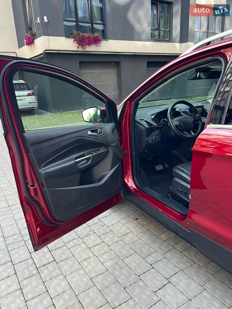 2019 Ford Escape - мініатюра 3