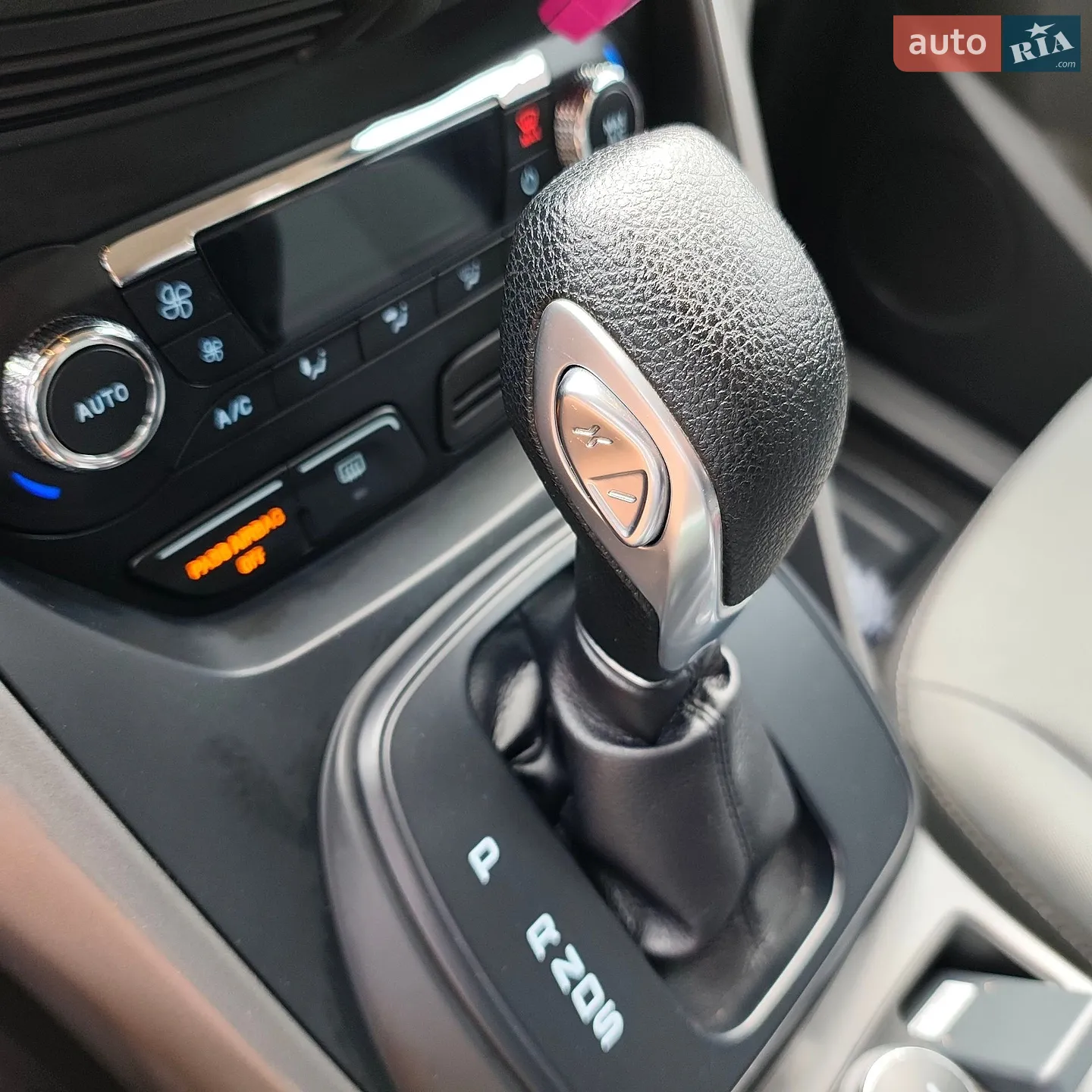 2015 Ford Escape - мініатюра 20