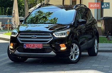 Позашляховик / Кросовер Ford Escape 2018 в Дрогобичі Позашляховик / Кросовер Ford Escape 2018 в Дрогобичі
