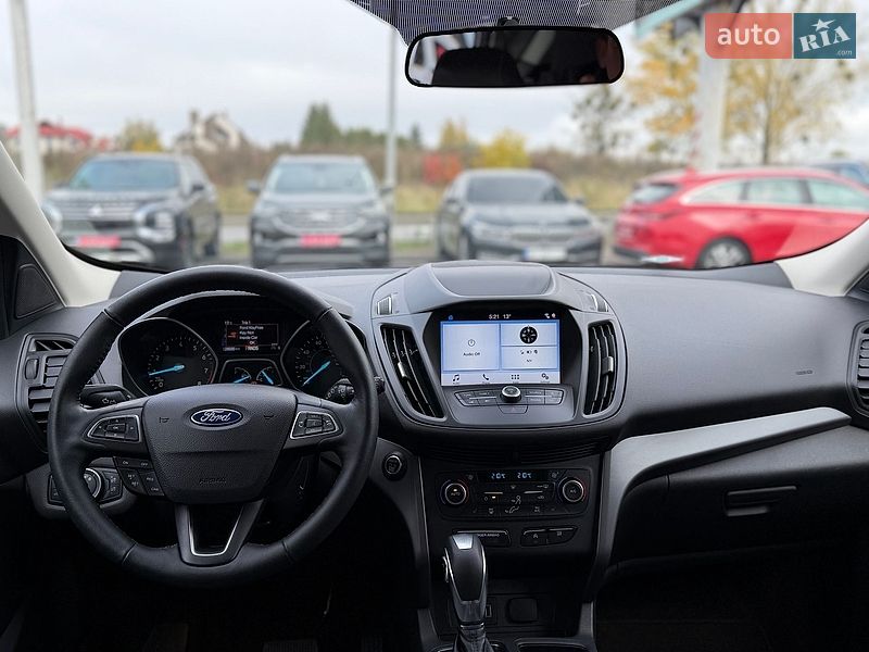 Внедорожник / Кроссовер Ford Escape 2018 в Львове