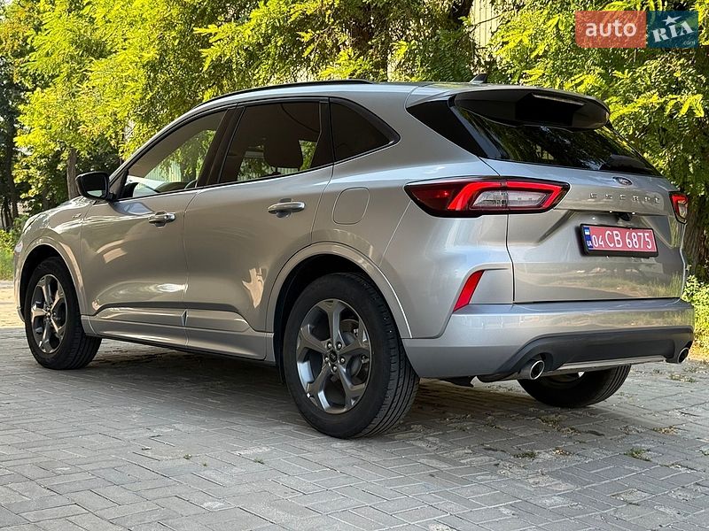 Внедорожник / Кроссовер Ford Escape 2024 в Днепре