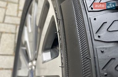 Внедорожник / Кроссовер Ford Escape 2021 в Золочеве