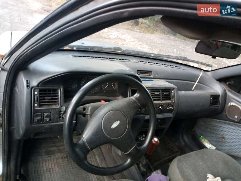 Хэтчбек Ford Escort 1991 в Киеве фото 4 Хэтчбек Ford Escort 1991 в Киеве