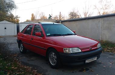 Хетчбек Ford Escort 1992 в Кременчуці