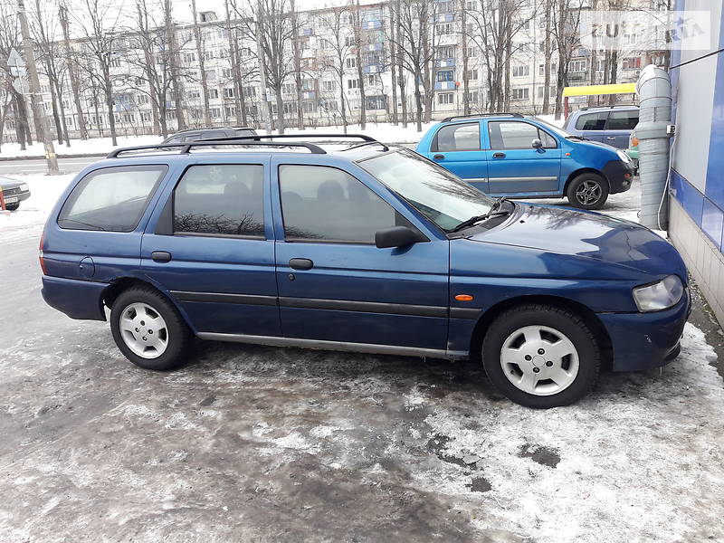 Универсал Ford Escort 1995 в Киеве