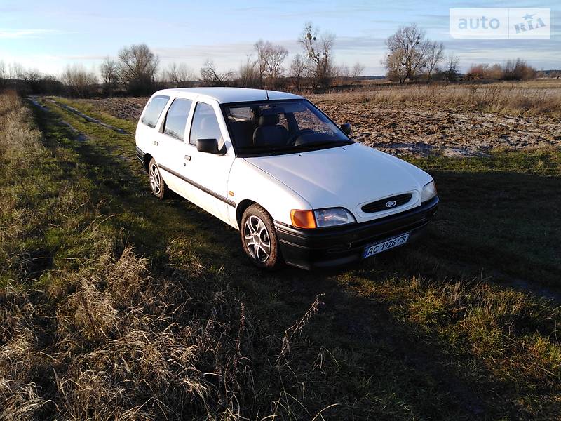 Универсал Ford Escort 1993 в Маневичах