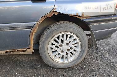 Хетчбек Ford Escort 1990 в 