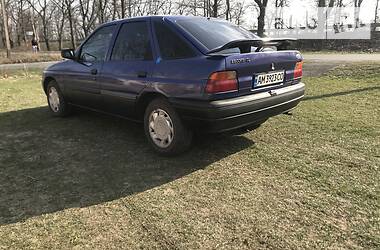 Хетчбек Ford Escort 1991 в 