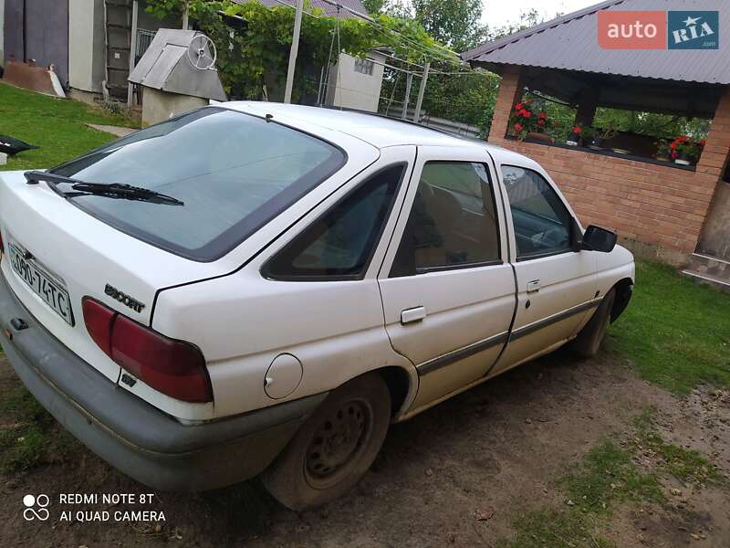 Седан Ford Escort 1993 в Львове фото 8 Седан Ford Escort 1993 в Львове