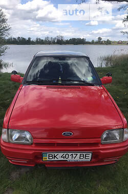 Купе Ford Escort 1987 в Владимирце