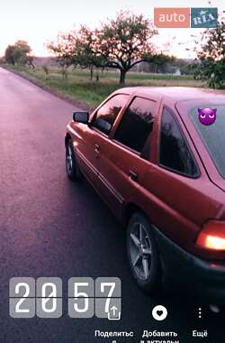 Хэтчбек Ford Escort 1994 в Калуше