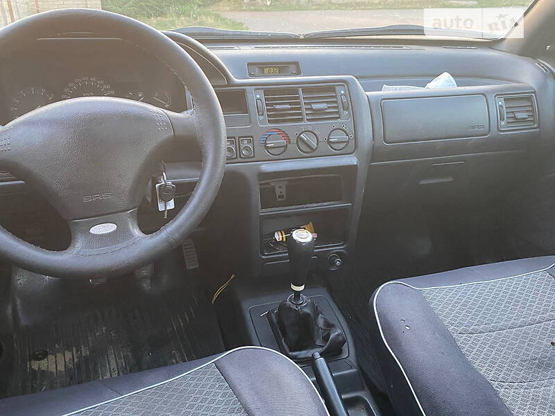 Хэтчбек Ford Escort 1994 в Одессе