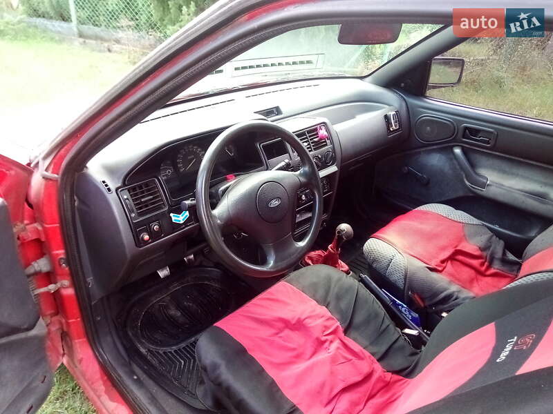 Хэтчбек Ford Escort 1991 в Львове фото 2 Хэтчбек Ford Escort 1991 в Львове