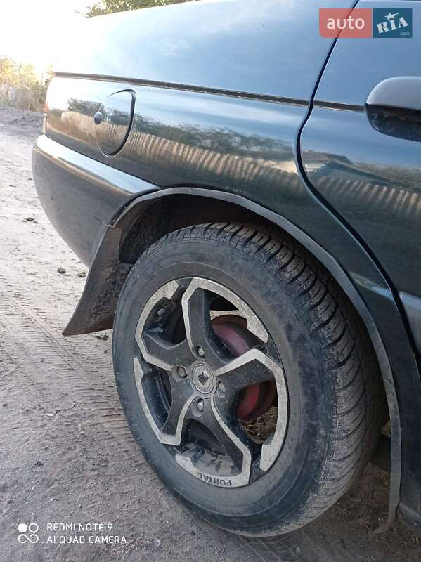 Седан Ford Escort 1997 в Александрие