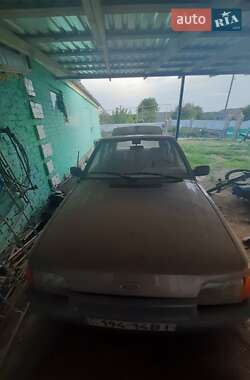 Хэтчбек Ford Escort 1996 в 