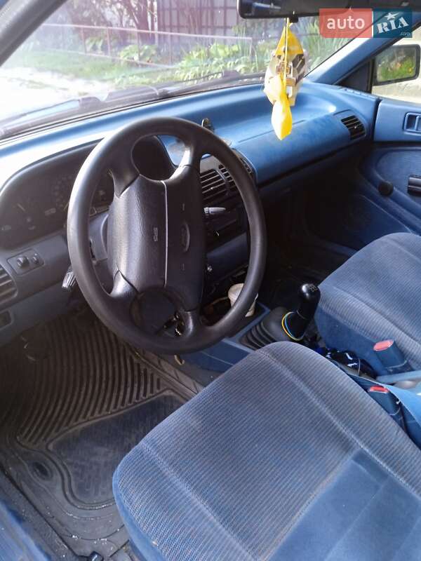 Хэтчбек Ford Escort 1994 в Василькове