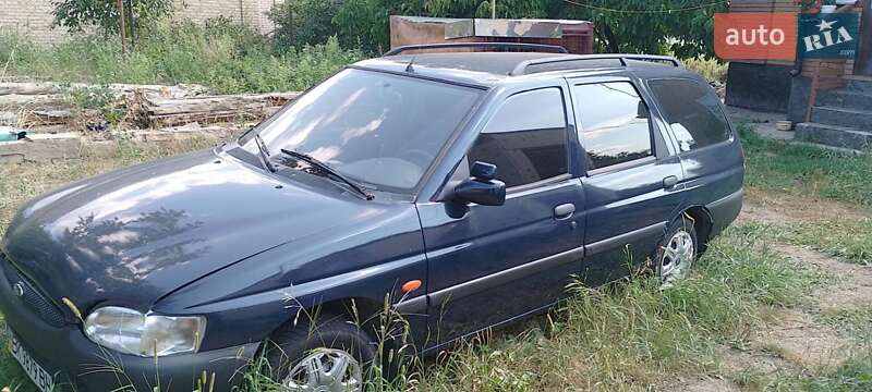 Універсал Ford Escort 1998 в Києві