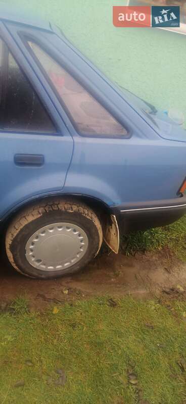 Універсал Ford Escort 1986 в Корюківці