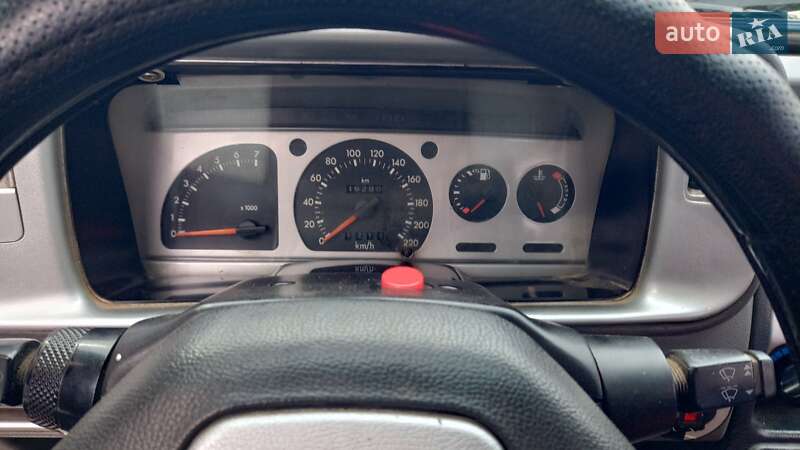 Хэтчбек Ford Escort 1988 в Ярмолинцах