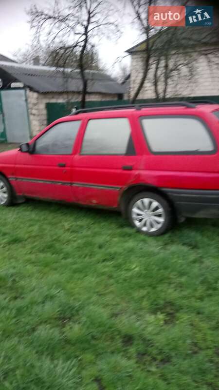 Універсал Ford Escort 1992 в Ізюмі