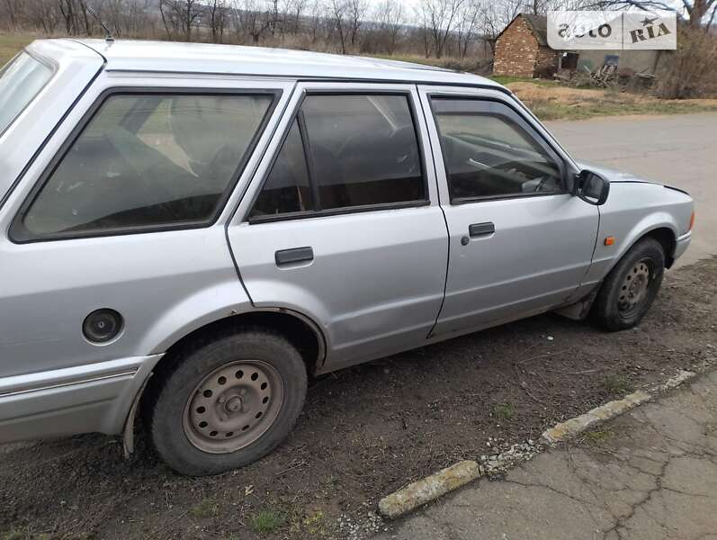 Універсал Ford Escort 1989 в Кропивницькому
