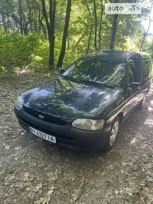 Универсал Ford Escort 1999 в Лубнах