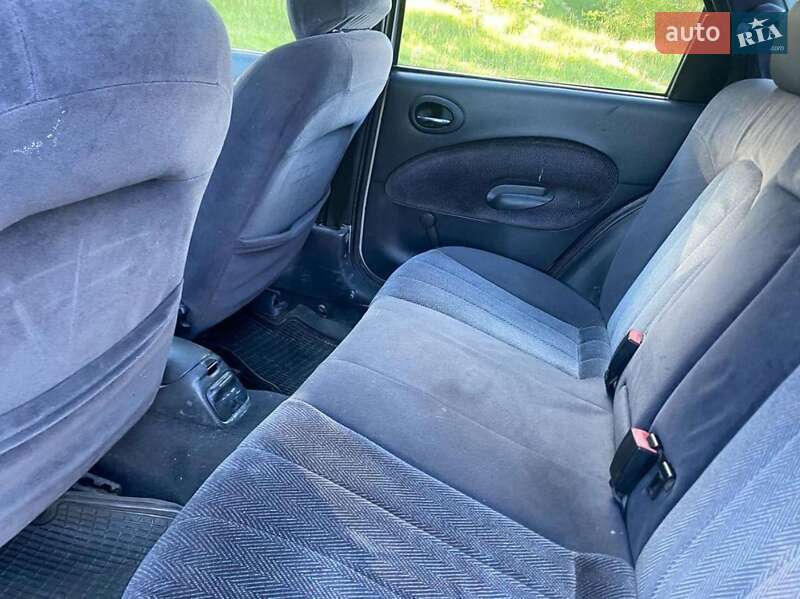 Хэтчбек Ford Escort 1996 в Звягеле