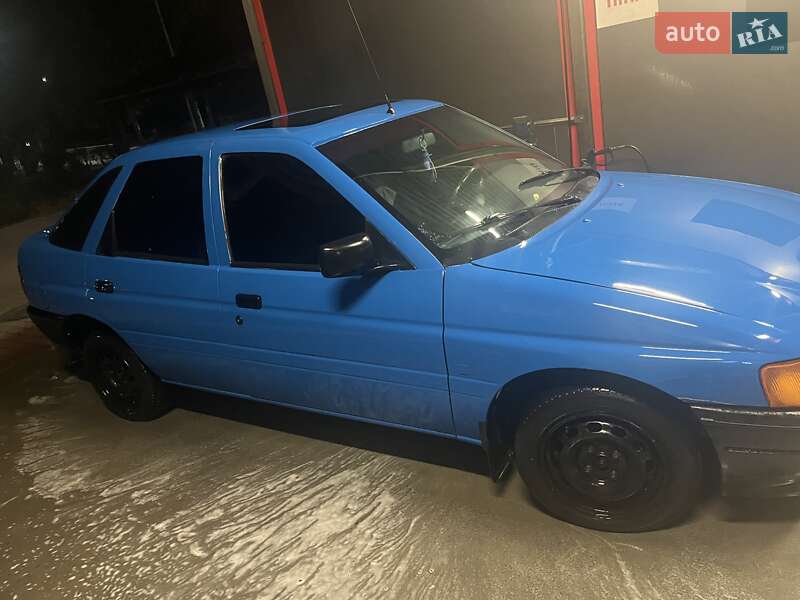 Седан Ford Escort 1998 в Мукачево фото 2 Седан Ford Escort 1998 в Мукачево