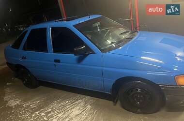 Седан Ford Escort 1998 в 